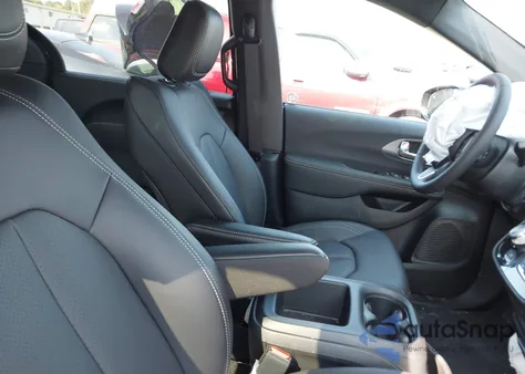 2026 Chrysler Pacifica Select z USA, uszkodzony, nr VIN 2C4RC1BG9TR160287